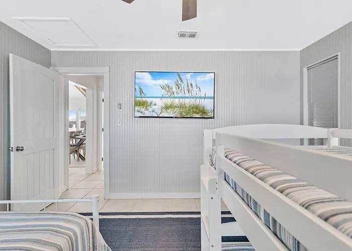 Apartment 5-star Location L Steps2beach L Lagoon Front *